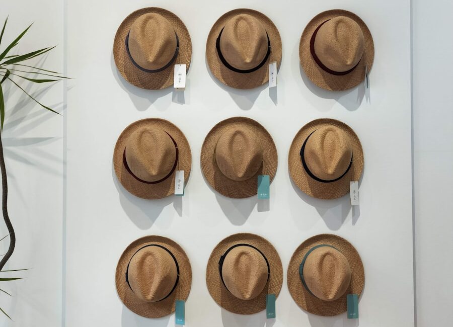 Photo how to choose a hat