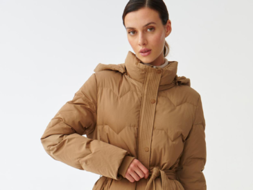 Dámské péřové kabáty – vyberte si teplo a styl na zimu se značkou TATUUM