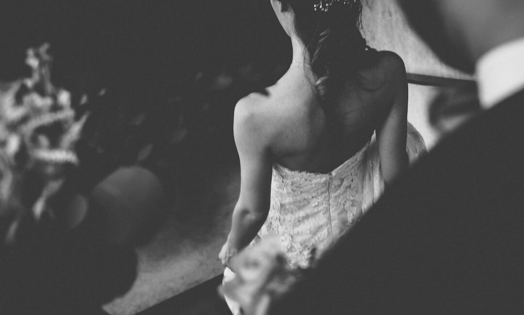 Photo black white dress